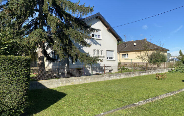 BANTZENHEIM, MAISON 6P – 4 CHAMBRES sur un terrain clos et a