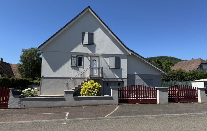 MAISON FAMILIALE de 152 m2 au calme à GUEBWILLER, A DECOUVRI