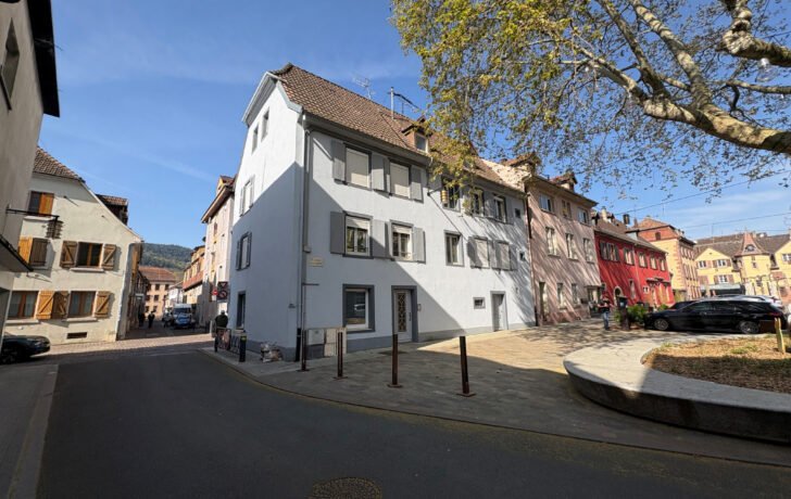 IMMEUBLE DE RAPPORT 4 LOGEMENTS et 1 LOCAL COMMERCIAL au coe