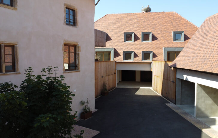 APPARTEMENT TYPE TRIPLEX dans une demeure centre-ville histo
