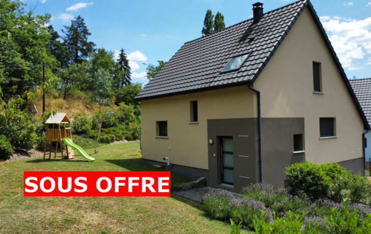 VILLA en bordure de verdure,