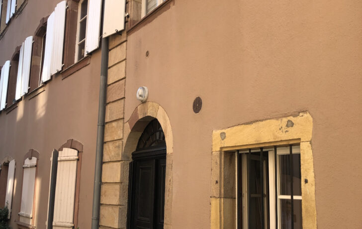 APPARTEMENT T2 62 m2 dernier étage